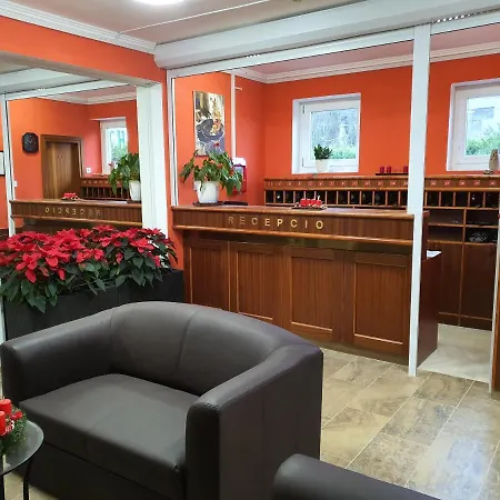 Bed & Breakfast Retro Szallas,