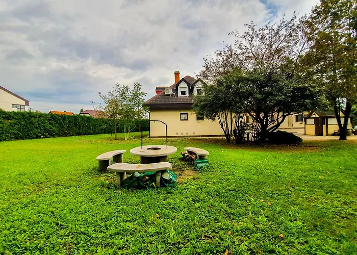 Retro Szallas, Nocleg ze śniadaniem Torony